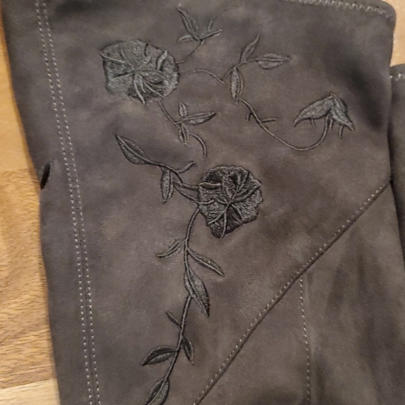 Impo Edeva Embroidery gray over the knee boots. Size 7 - Picture 4 of 12